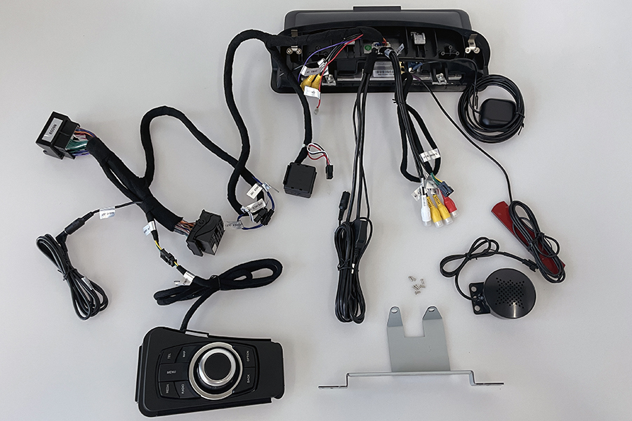 BMW 3 Series/M3 (E90/E91/E92/E93) RHD 2005-2013 Radio Upgrade
