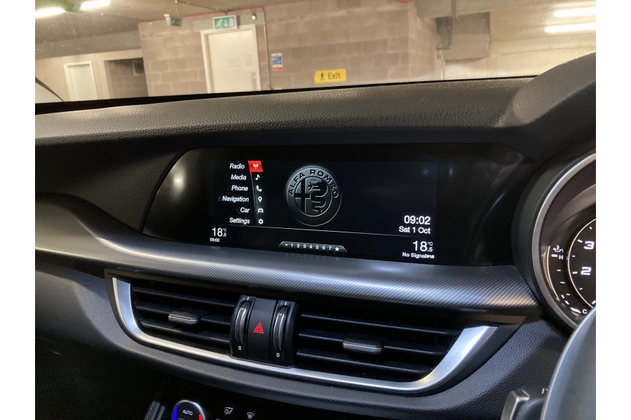 Alfa Romeo Stelvio Giulia 2016-2019 Models Wireless CarPlay Android Auto Smart Module