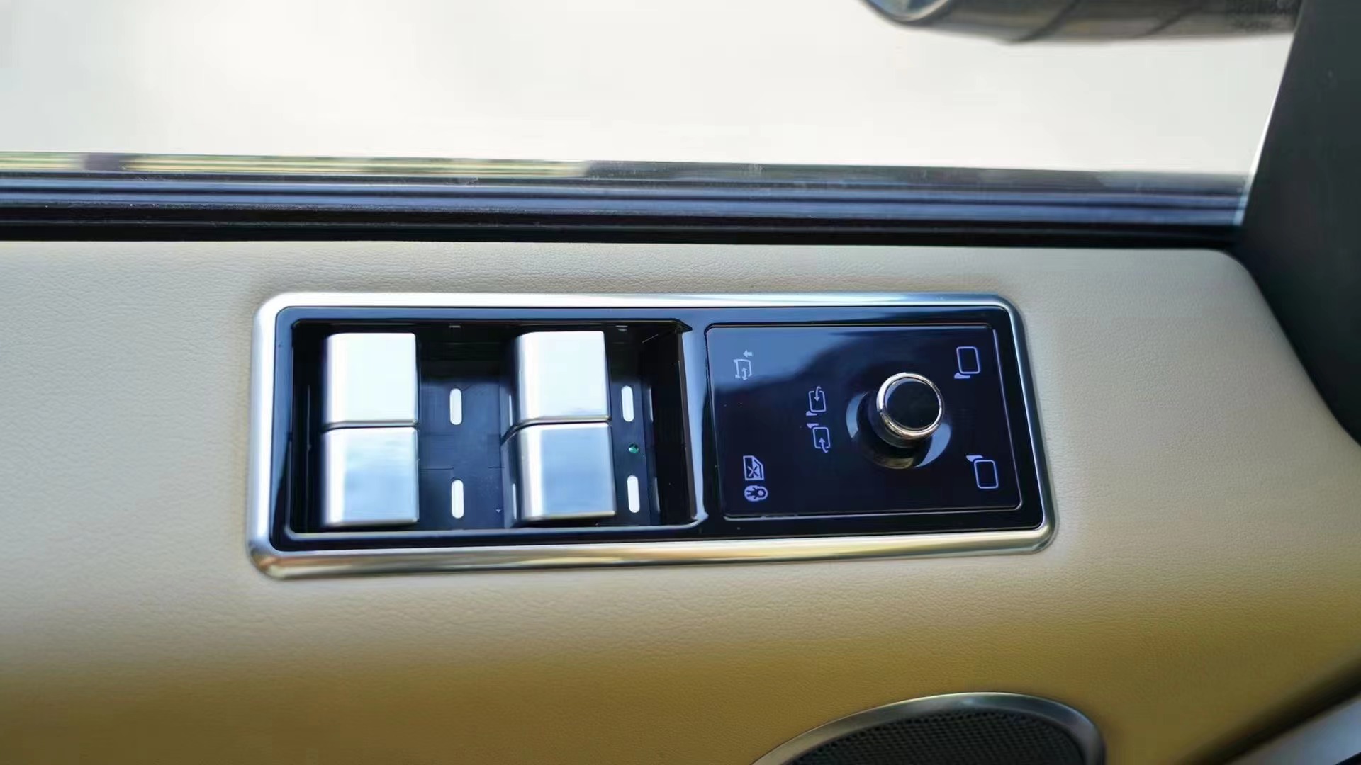 Range Rover 2013-19 Front Left Door Window Master Mirror Touch Switch